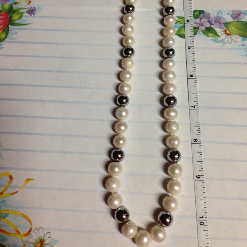 Gemma C. New Your Freshwater Pearl Necklace - Picture 4 of 8